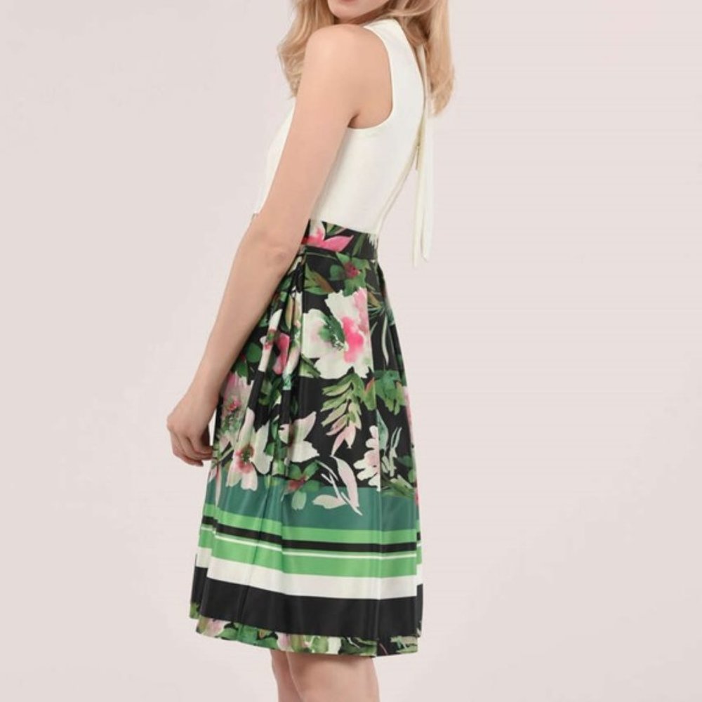 CLOSET LONDON GREEN CLOSET GOLD V-NECK 2-IN-1 DRESS - Picture 3 of 4